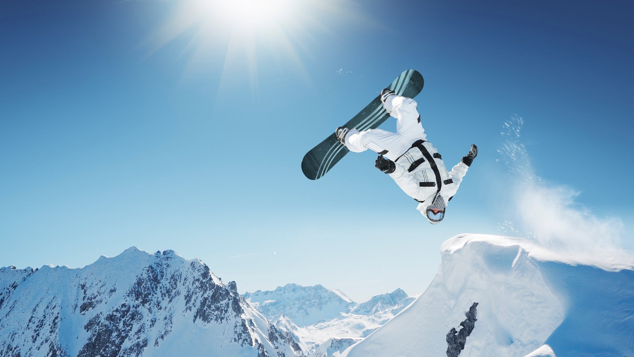 影像革命:虚拟实境增强观赛体验的新玩法,虚拟影像重建技术